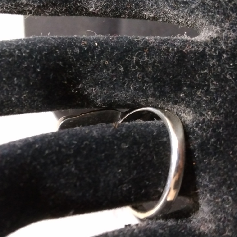 Native American Style Ring - Picture 3 of 6